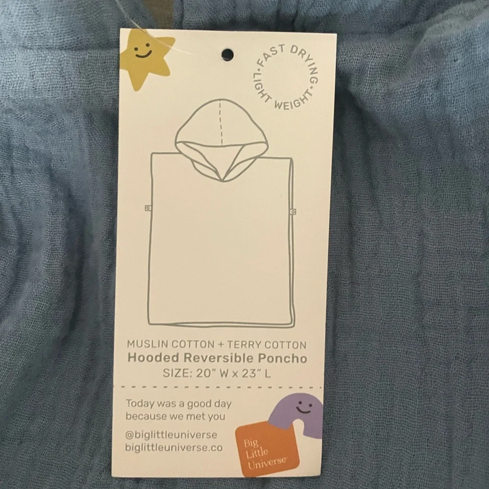 NWT Big Little Universe Reversible Muslin/ Terry Cotton Hooded Toddler Poncho.